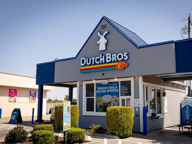 Dutch Bros Holiday Hours: Is Dutch Bros Open on Christmas, New Year's Day, and More? - image 3